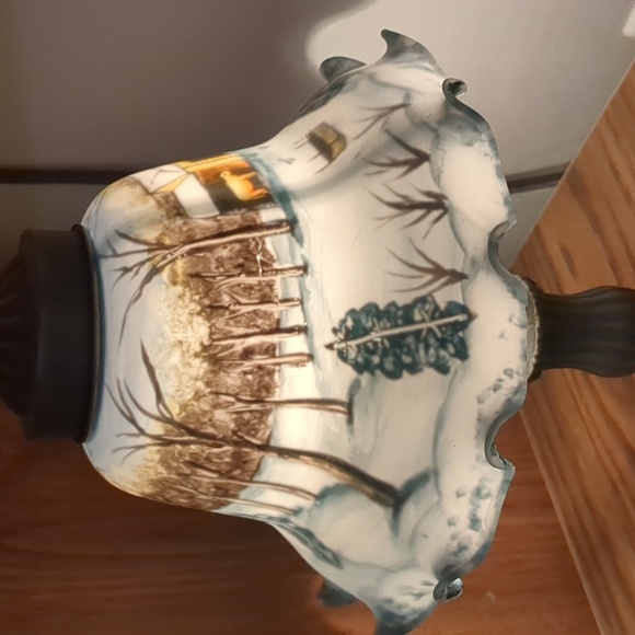 Vintage 2002 Currier & Ives American Winter Scene Painted Glass Lamp & Base 12" - Picture 3 of 7